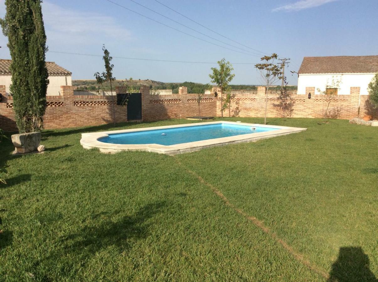 Casa Roble ξενώνας Almenara de Tormes Εξωτερικό φωτογραφία